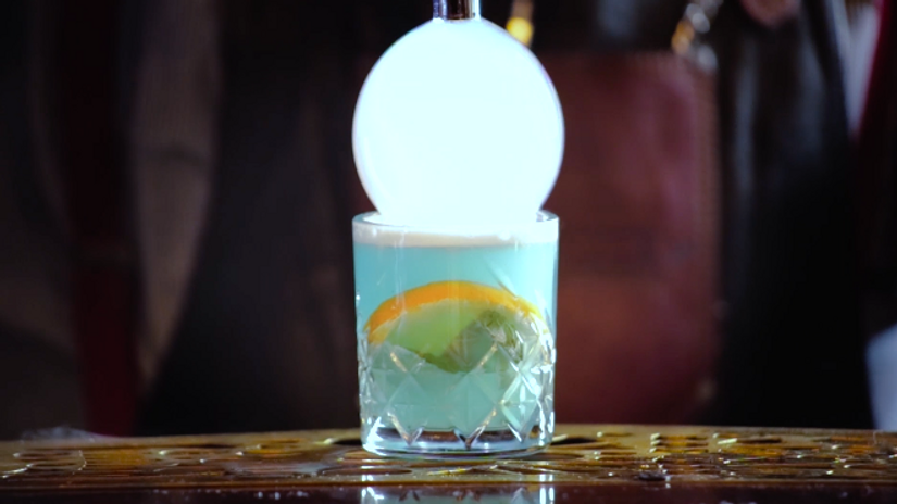 Doble B - Video Social Media - Drinks con pistola de burbuja - Doble B - 2019